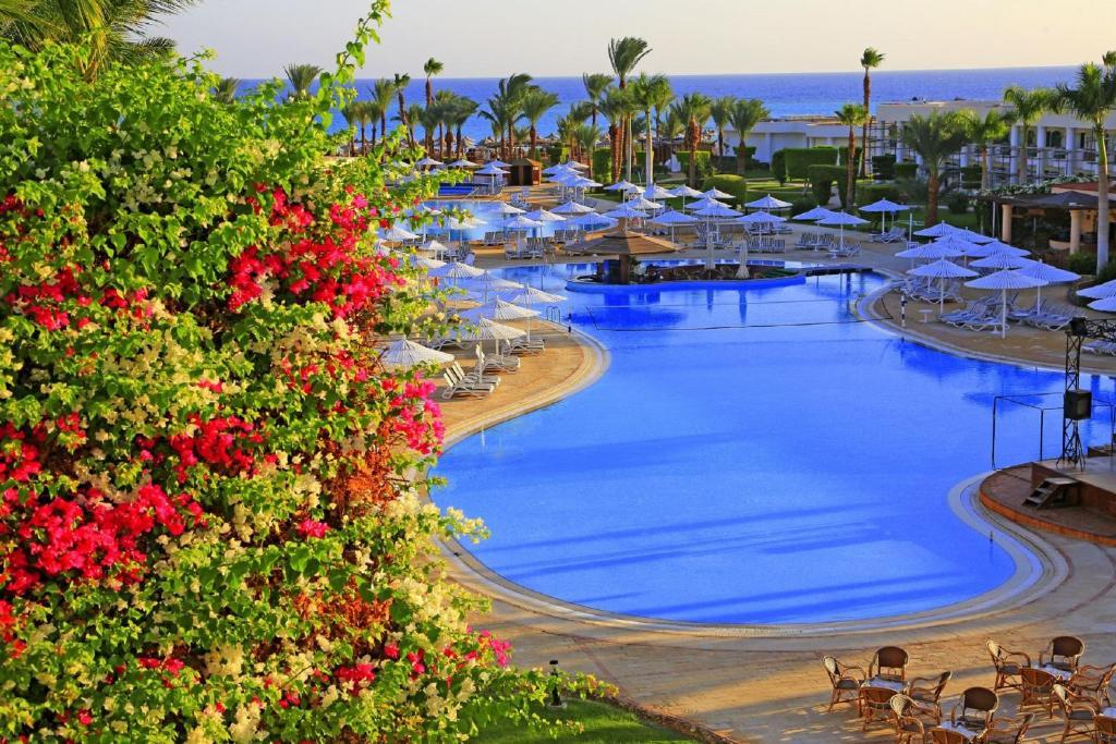 Курортний комплекс Labranda Royal Makadi 5*